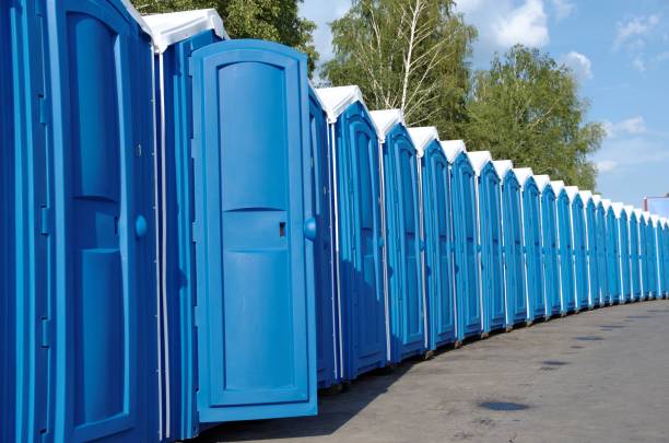 Best Portable restroom trailer rental  in Thermopolis, WY